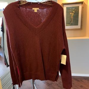 Nordstrom Melrose market cranberry V-neck sweater